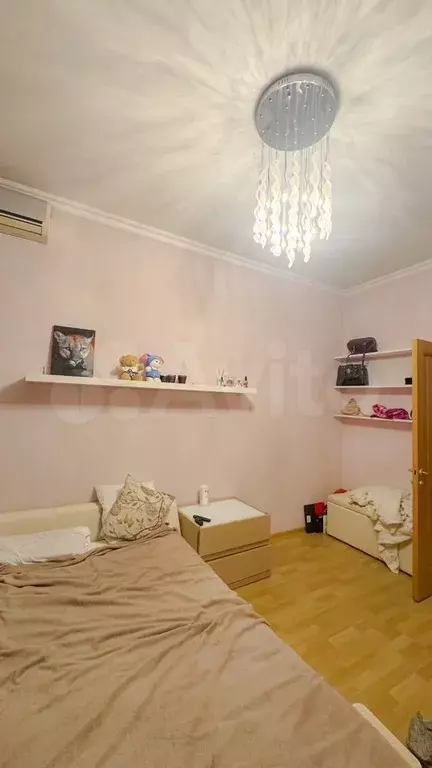 Комната 15 м в 3-к., 5/5 эт. - Фото 1