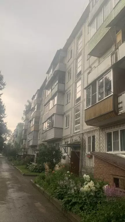 2-к кв. Калужская область, Боровск ул. Петра Шувалова, 3 (45.1 м) - Фото 0