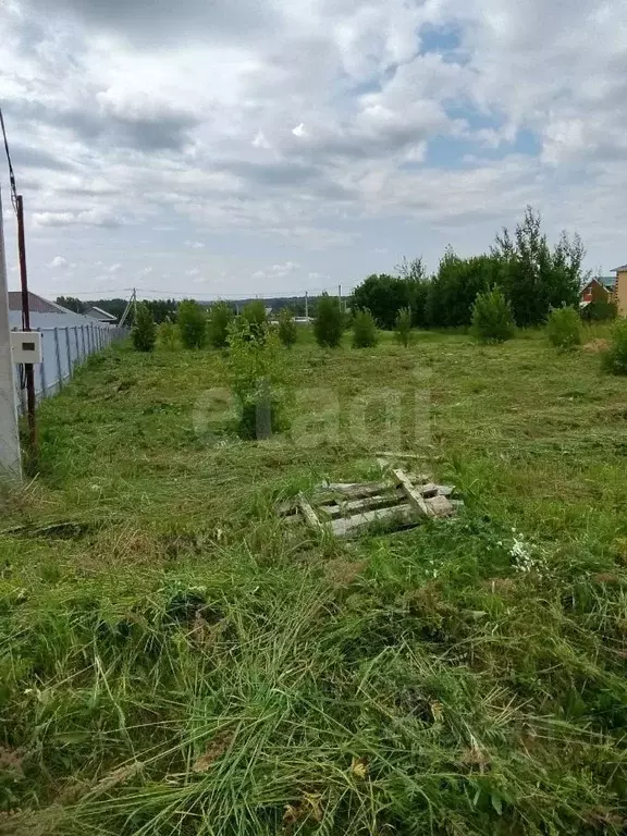 Участок в Удмуртия, Воткинский район, с. Июльское ул. Виноградная, 40 ... - Фото 1