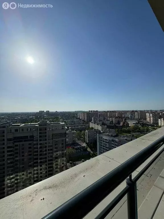 4-комнатная квартира: Краснодар, Дальняя улица, 8к2 (260 м) - Фото 0