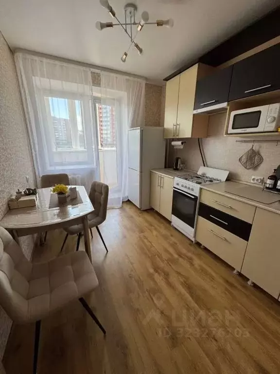 1-к кв. Башкортостан, Уфа Высотная ул., 14 (33.0 м) - Фото 1