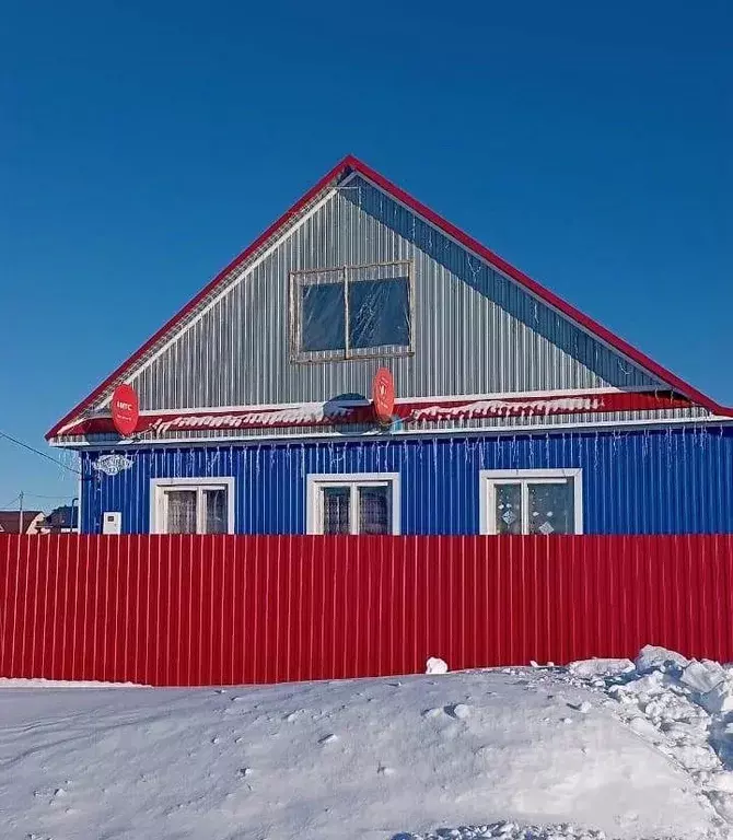 Дом в Башкортостан, Иглинский район, с. Чуваш-Кубово ул. Советская, 28 ... - Фото 0