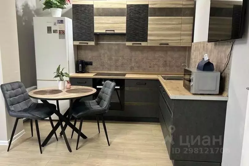 1-к кв. Сахалинская область, Южно-Сахалинск ул. имени Космонавта ... - Фото 1