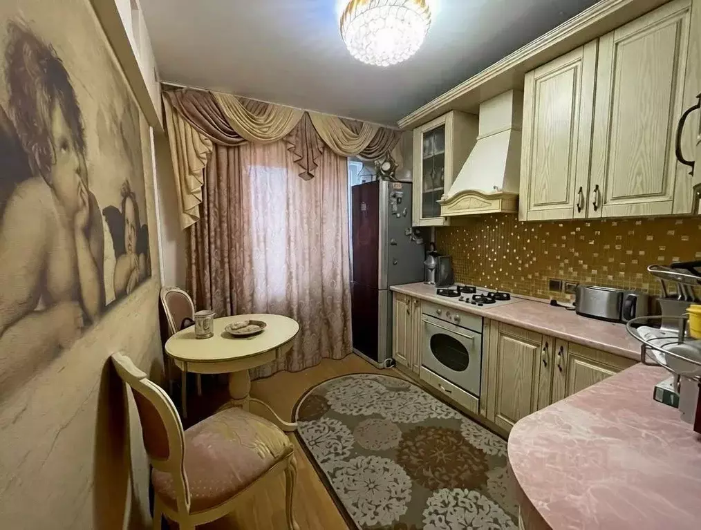 4-к кв. Белгородская область, Белгород просп. Ватутина, 22 (76.2 м) - Фото 0