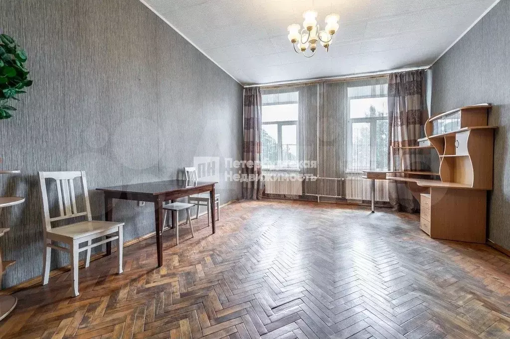 Комната 34 м в 4-к., 5/6 эт. - Фото 1