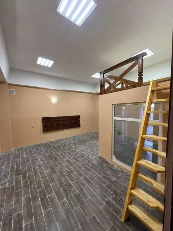 Помещение свободного назначения в Крым, Феодосия ул. Крымская, 13 (54 ... - Фото 1