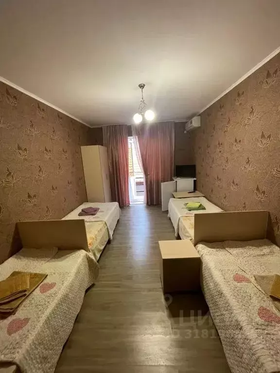 Комната Краснодарский край, Геленджик Десантная ул., 44 - Фото 0