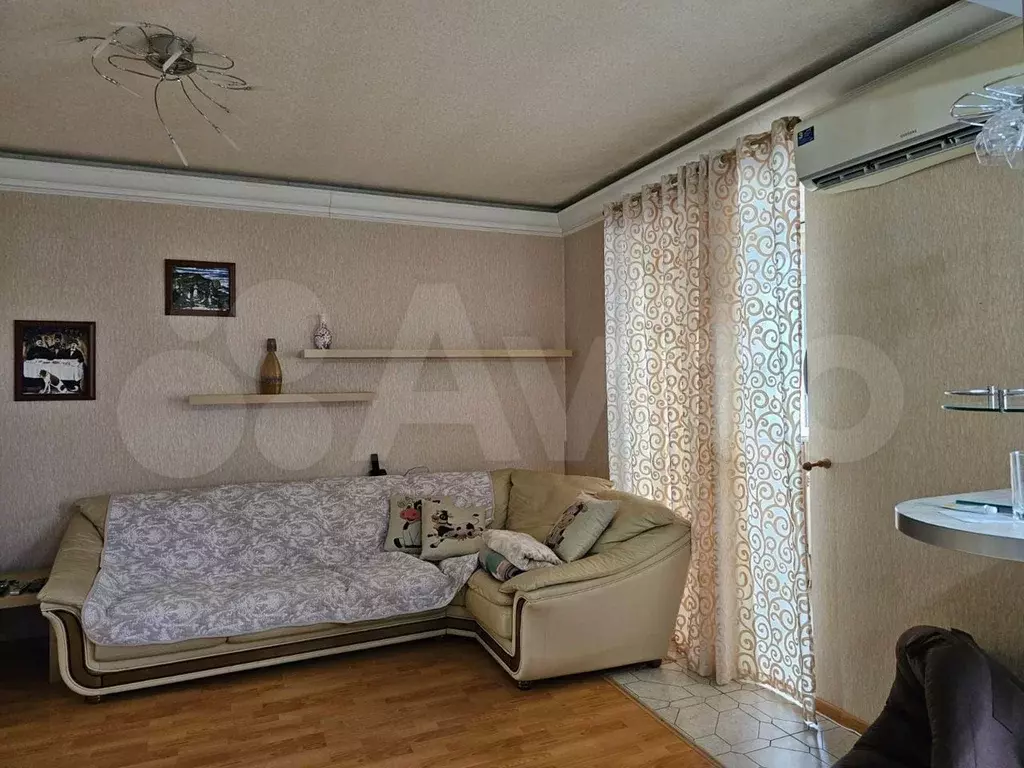 2-к. квартира, 60 м, 4/4 эт. - Фото 1