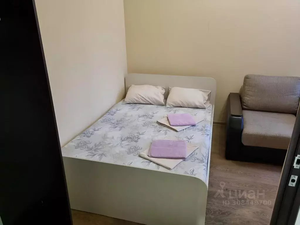 1-к кв. Челябинская область, Златоуст 3-й микрорайон проспекта имени ... - Фото 0