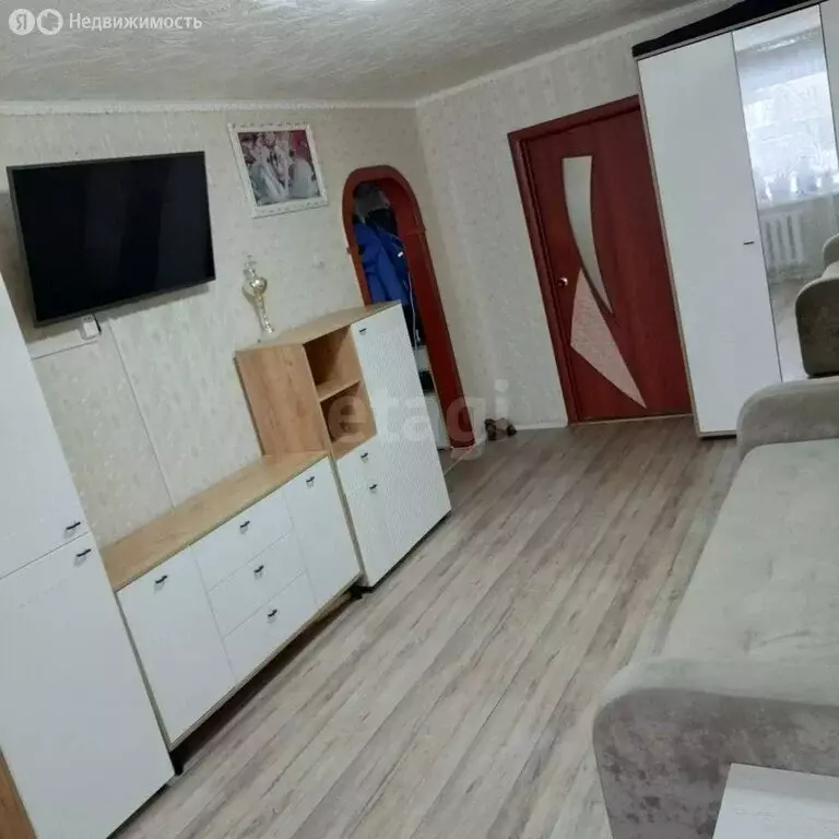 2-комнатная квартира: Юрюзань, улица Ильи Тараканова, 21 (47 м) - Фото 2