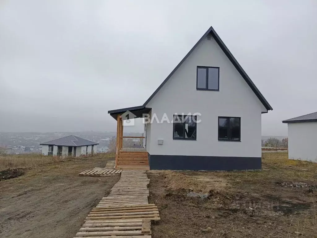 Дом в Пензенская область, Бессоновский район, с. Ухтинка ул. Весенняя ... - Фото 1