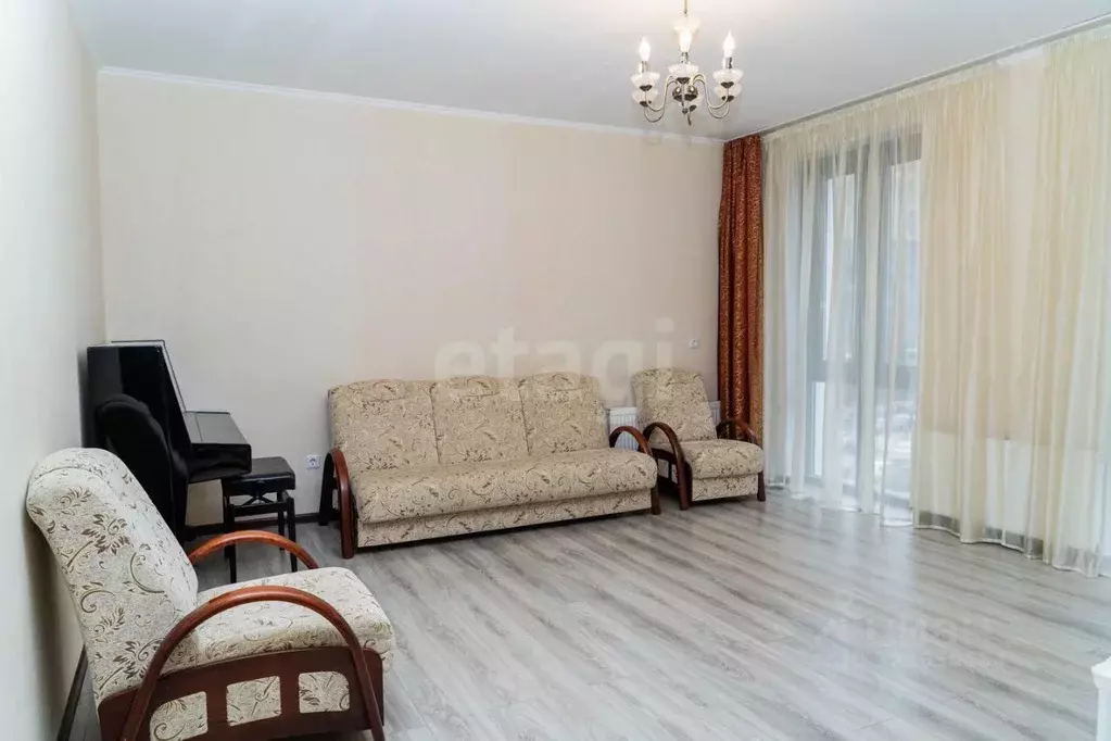 3-к кв. Башкортостан, Уфа ул. Энтузиастов, 14 (88.7 м) - Фото 1