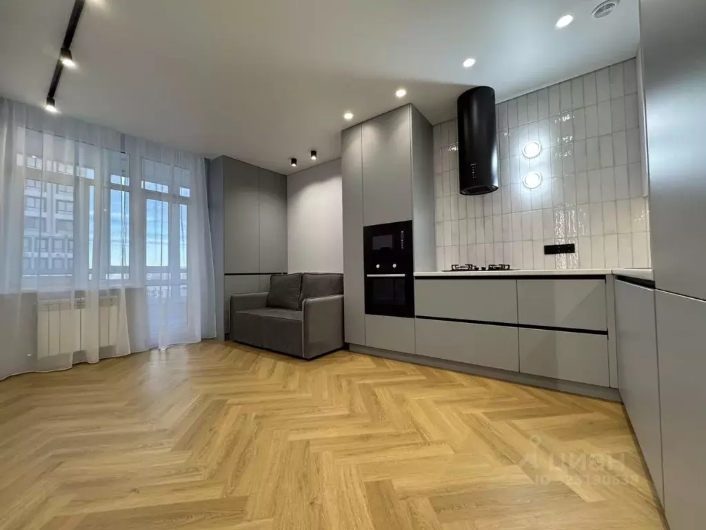 2-к кв. Ставропольский край, Ставрополь просп. Российский, 15к1 (82.0 ... - Фото 1