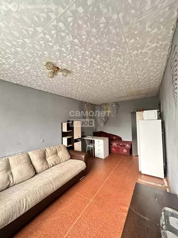 1к в 8-комнатной квартире (16.8 м) - Фото 0