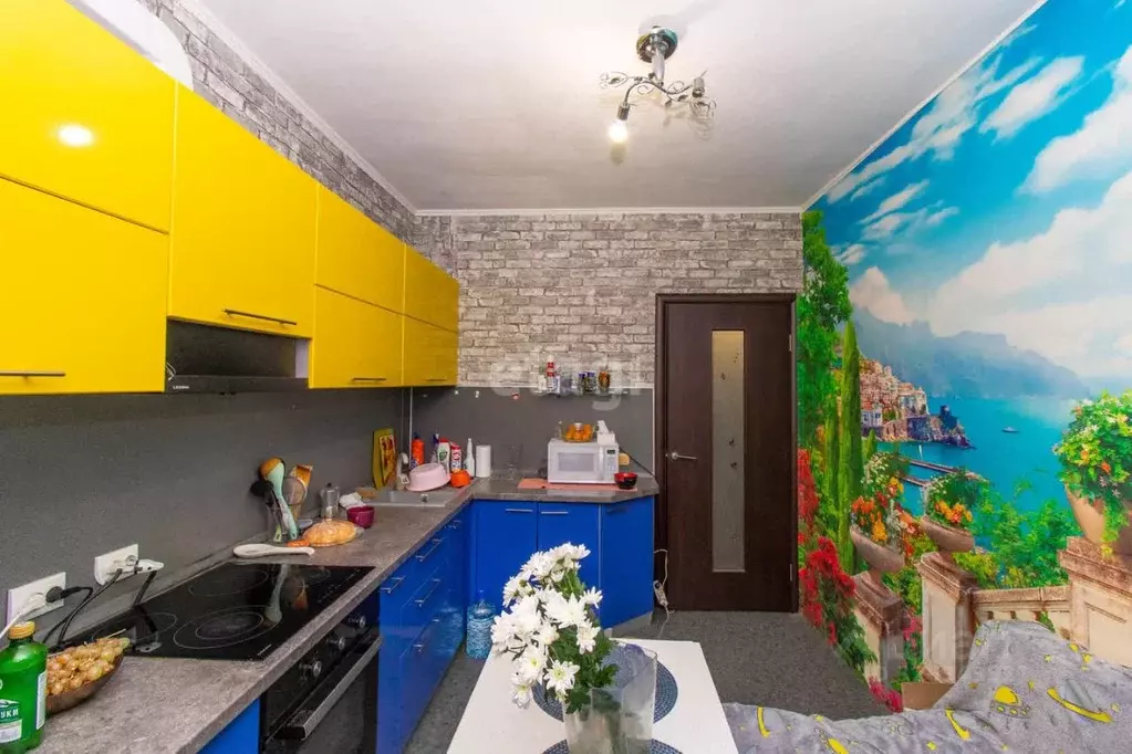 1-к кв. Тюменская область, Тюмень Микрорайон мыс, ул. Малиновского, 6 ... - Фото 1