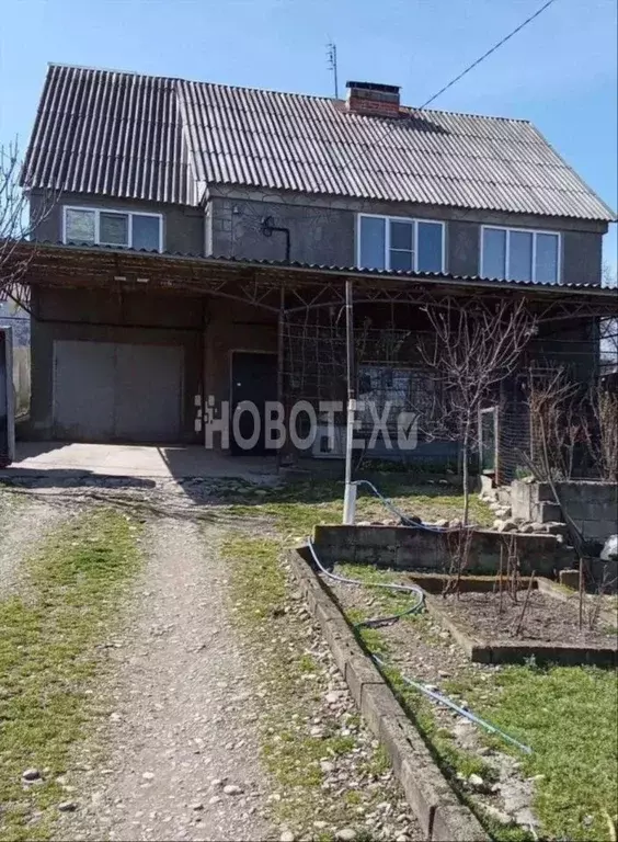 Дом в Краснодарский край, Апшеронск Николенская ул., 46 (170 м) - Фото 1