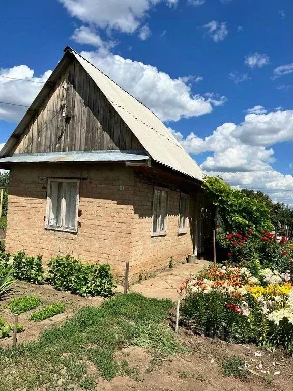 Дом в Оренбургская область, Оренбургский район, Ивановский сельсовет, ... - Фото 1