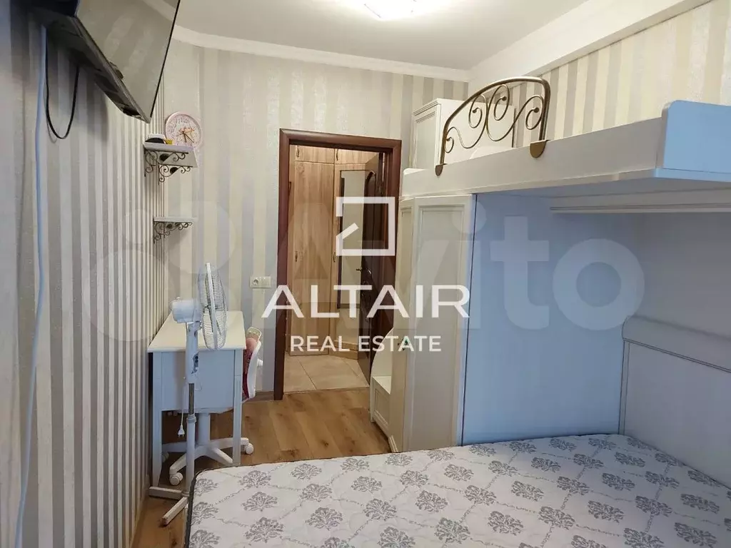 Комната 18 м в 1-к., 1/10 эт. - Фото 0