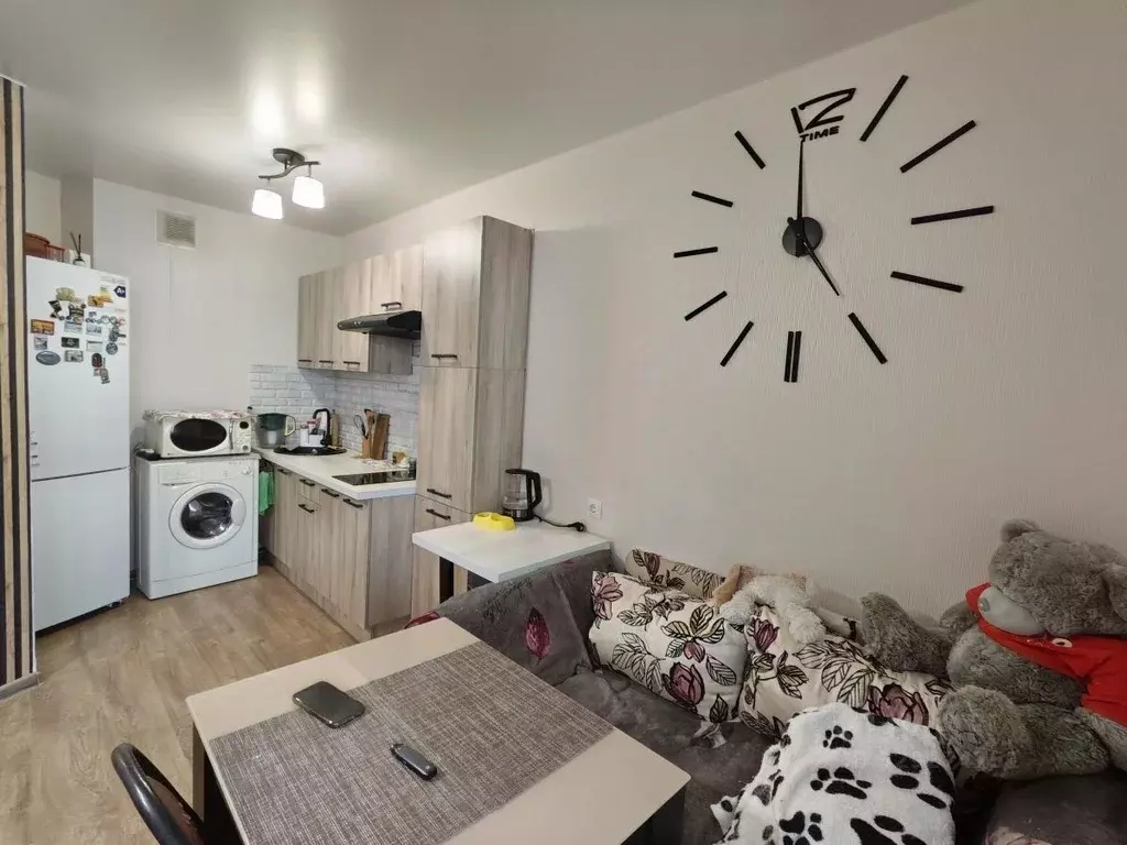 Студия Пензенская область, Заречный Ахунская ул., 21 (28.7 м) - Фото 1