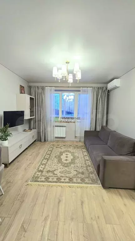 2-к. квартира, 38 м, 1/5 эт. - Фото 1