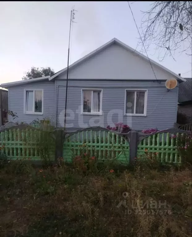 Дом в Белгородская область, Ивня рп ул. Комсомольская (50 м) - Фото 1