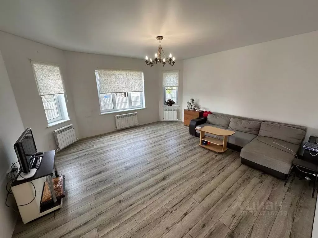 Дом в Калужская область, Калуга городской округ, д. Чижовка 67 (170 м) - Фото 1