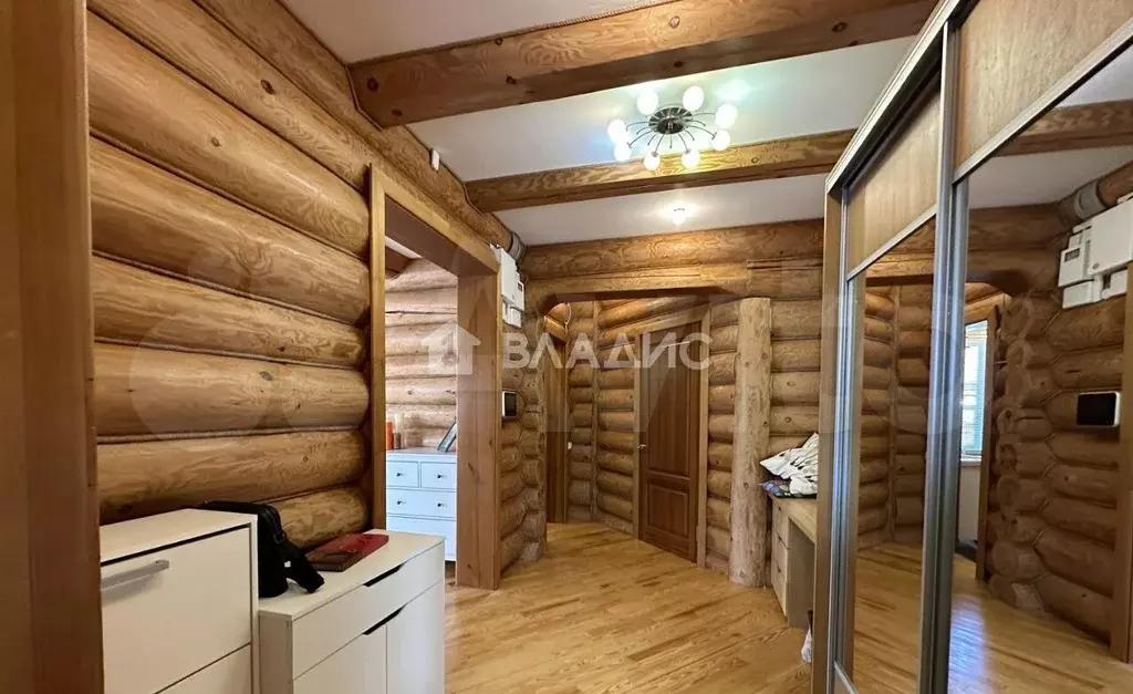 Дом 160 м на участке 10 сот. - Фото 1