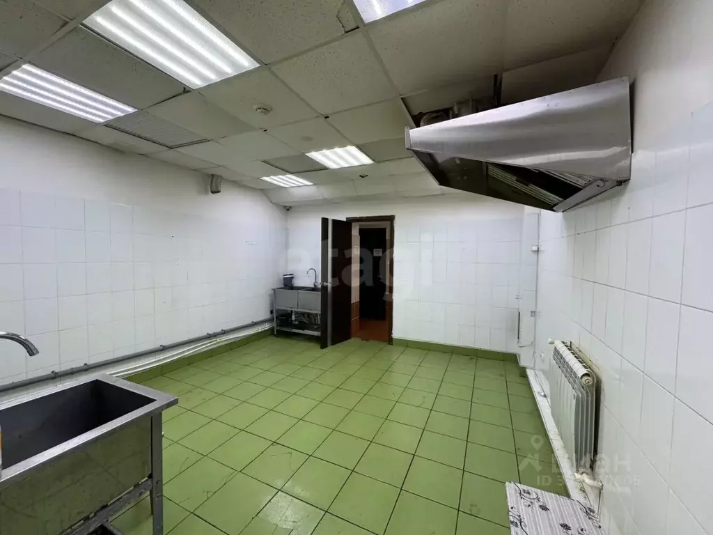 Помещение свободного назначения в Коми, Сыктывкар ул. Водопьянова, 4 ... - Фото 2