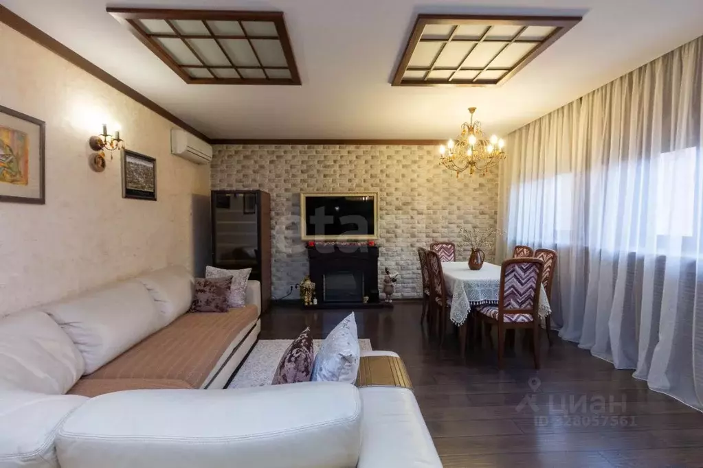 2-к кв. Красноярский край, Красноярск ул. Толстого, 17 (69.0 м) - Фото 2