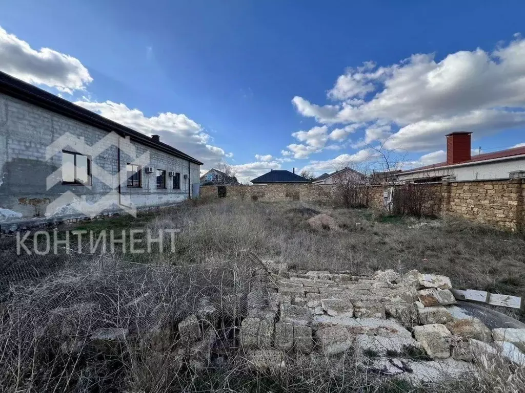Участок в Крым, Евпатория ул. Вишневая (6.0 сот.) - Фото 1