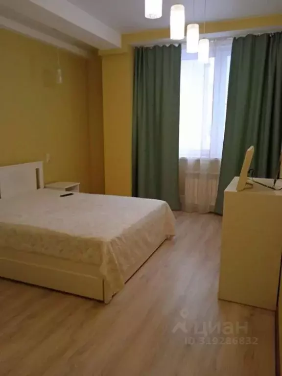 2-к кв. Нижегородская область, Нижний Новгород Дальняя ул., 8 (70.0 м) - Фото 1