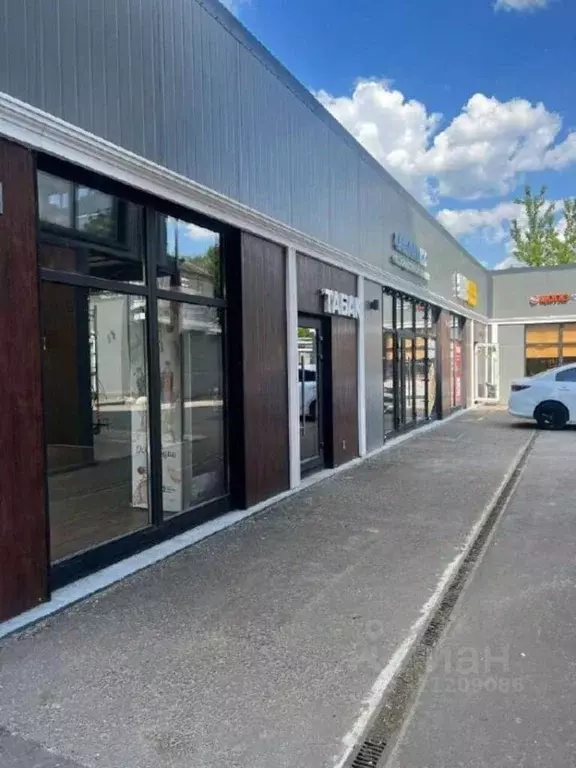 Помещение свободного назначения в Московская область, Чехов ул. ... - Фото 1