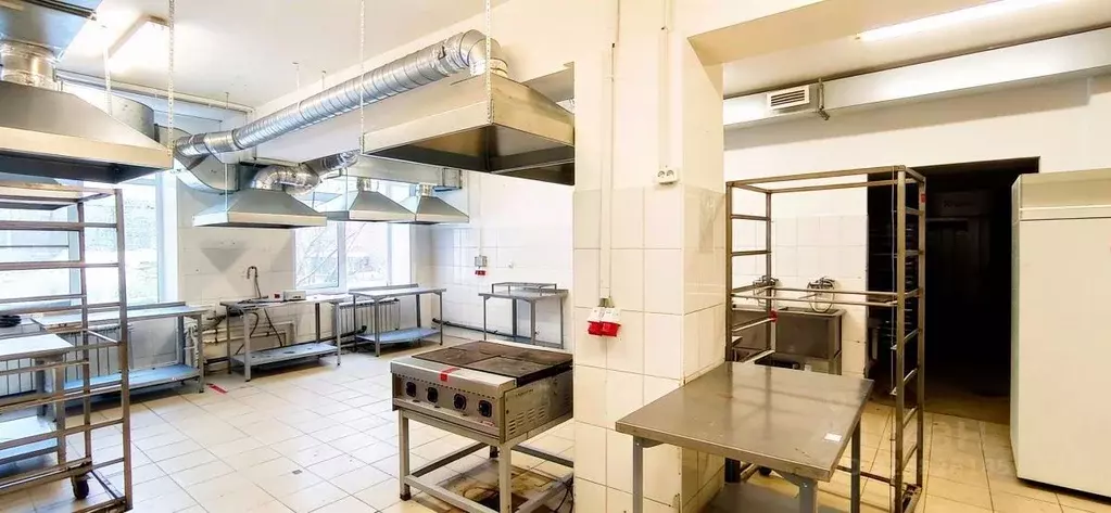 Производственное помещение в Пермский край, Пермь ул. Емельяна ... - Фото 1