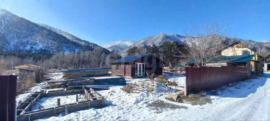 Дом в Алтай, Майминский район, с. Усть-Муны Вишневая ул., 22 (46 м) - Фото 1