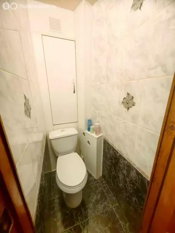 3-комнатная квартира: Саратов, Перспективная улица, 12А (62 м) - Фото 1
