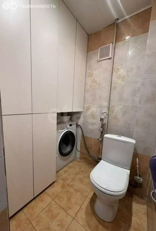 3-комнатная квартира: Улан-Удэ, Пристанская улица, 10 (56.8 м) - Фото 1
