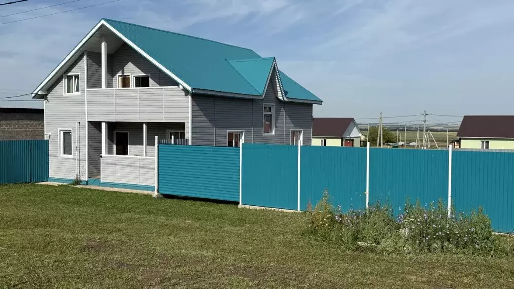 Дом в Башкортостан, Аургазинский район, с. Толбазы ул. Дубки, 2 (148 ... - Фото 1