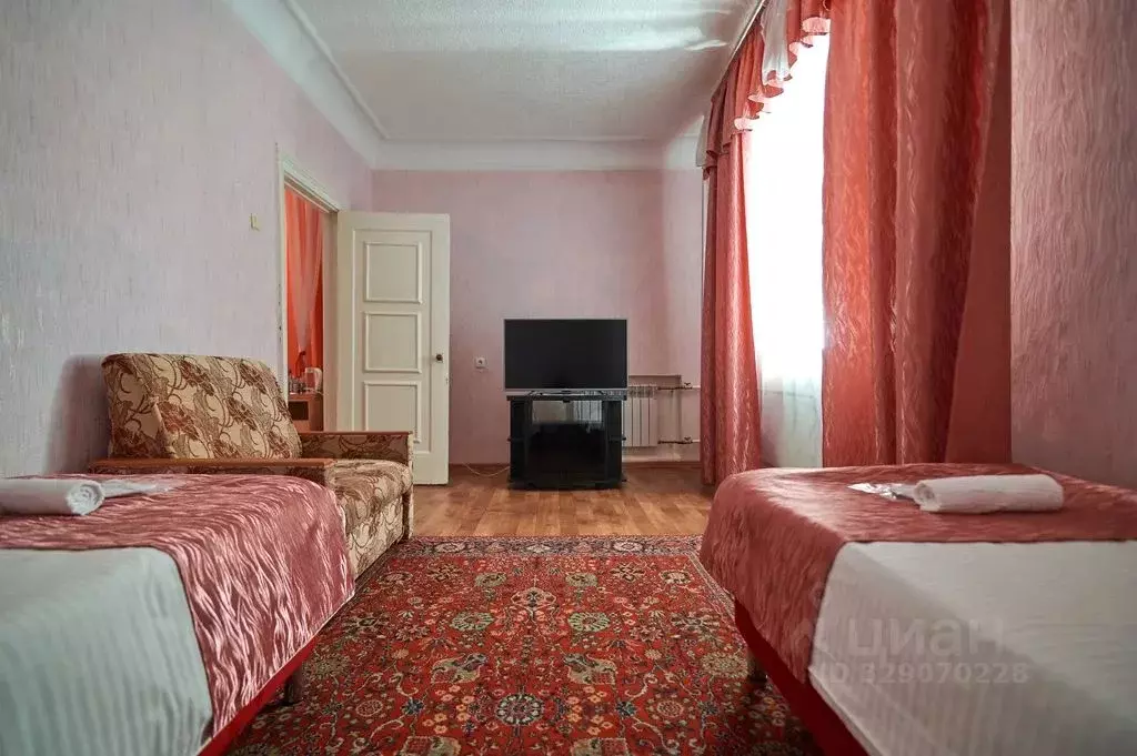 Комната Мурманская область, Мончегорск просп. Металлургов, 4 - Фото 2