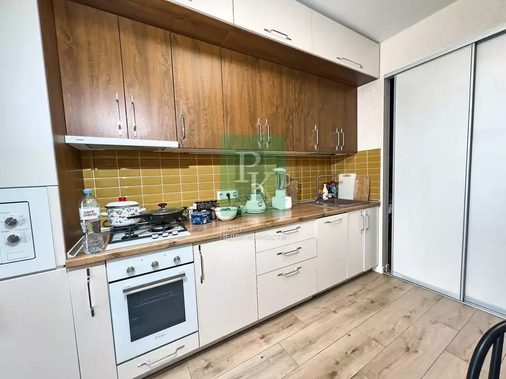 1-к кв. Севастополь ул. Челнокова, 17к1 (42.0 м) - Фото 1