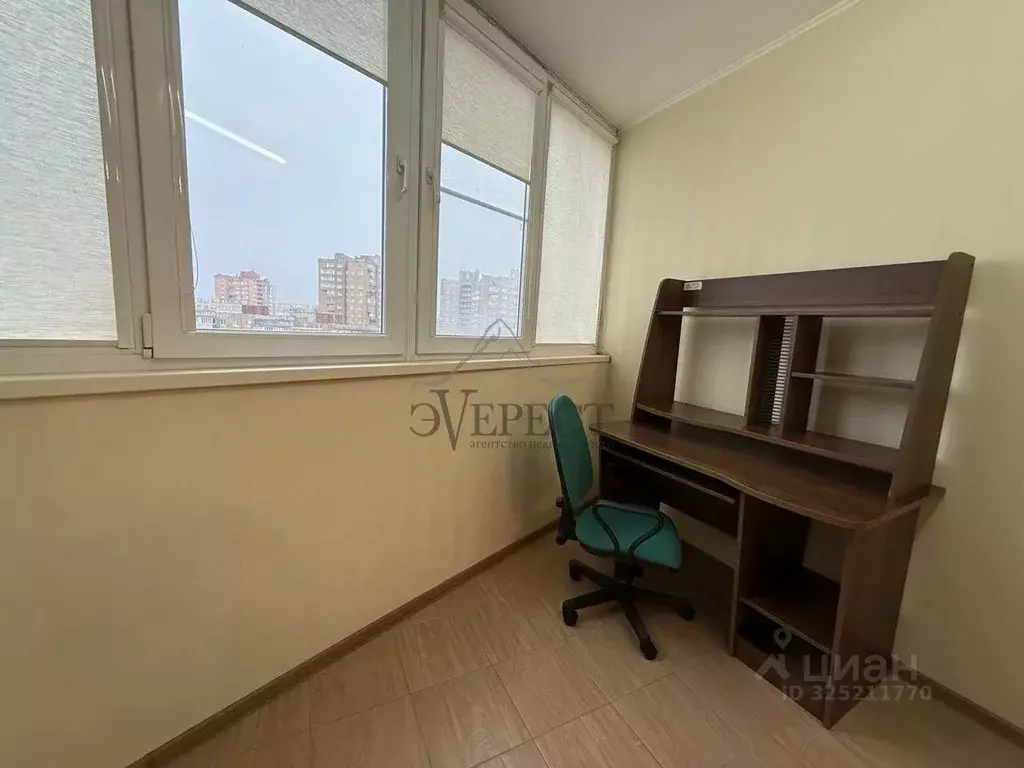 2-к кв. Белгородская область, Старый Оскол Степной мкр, 7 (67.0 м) - Фото 2