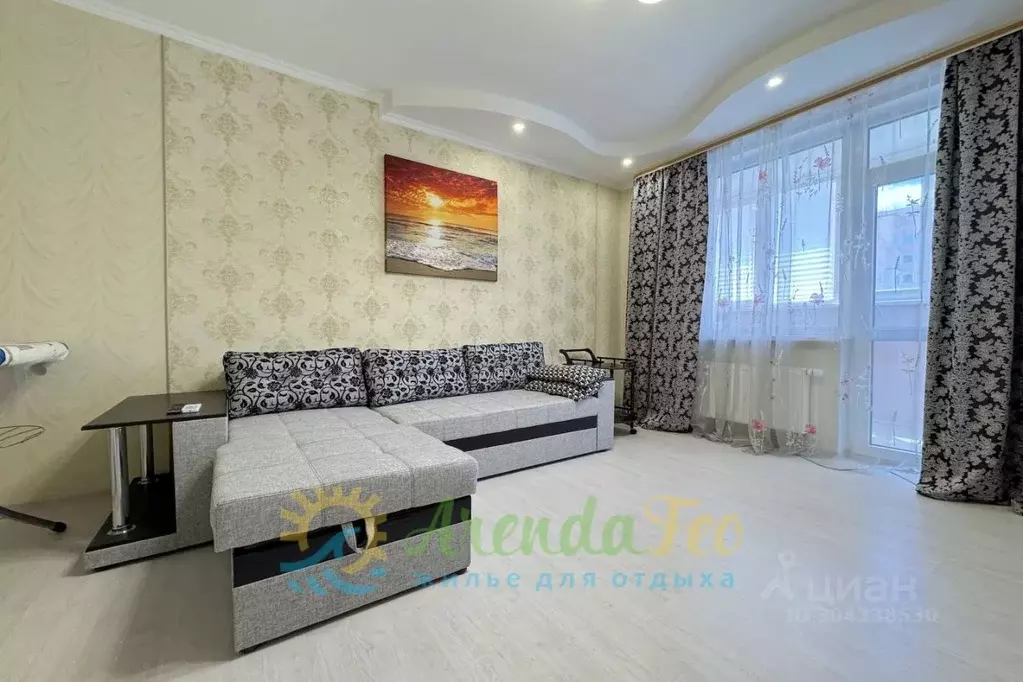 1-к кв. Крым, Феодосия ш. Симферопольское, 11к1 (40.0 м) - Фото 0
