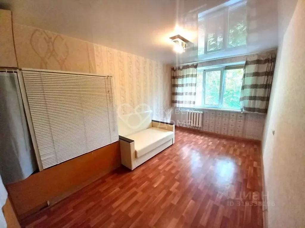 2-к кв. Волгоградская область, Волжский ул. Энгельса, 12 (43.9 м) - Фото 0