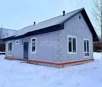 Дом в Пермский край, Краснокамский муниципальный округ, пос. Ласьва ... - Фото 1