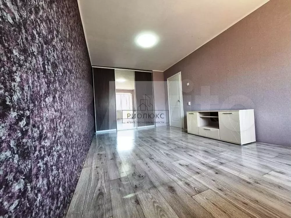 1-к. квартира, 30,9 м, 5/5 эт. - Фото 0