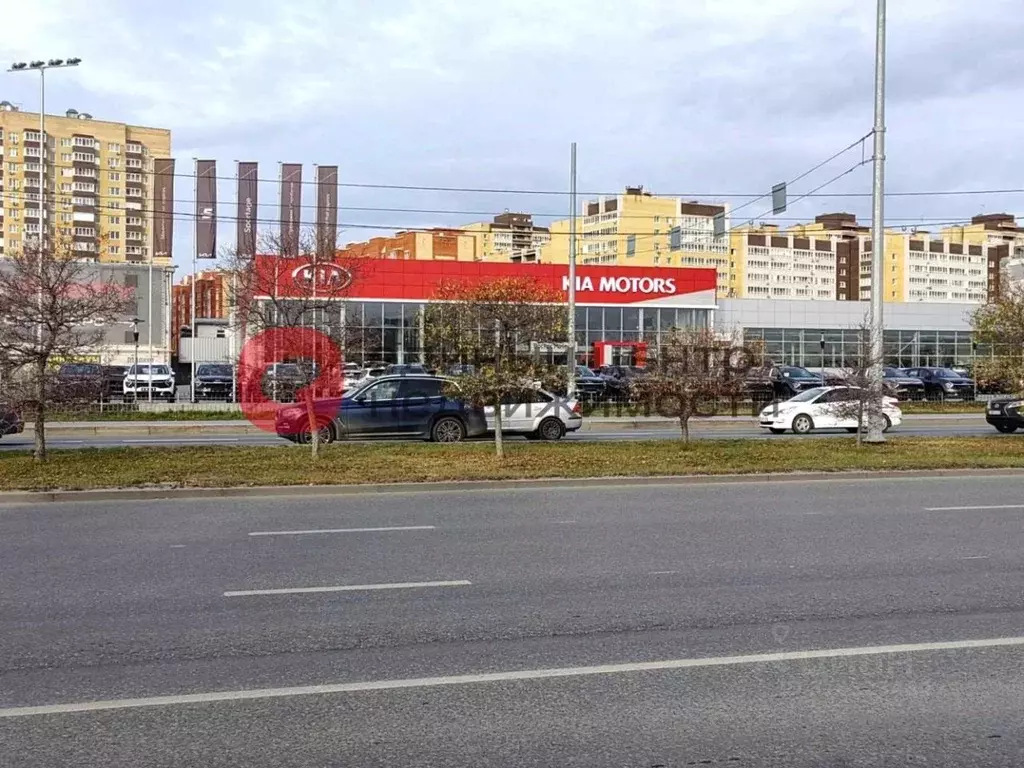 1-к кв. Тюменская область, Тюмень ул. Братьев Бондаревых, 1 (46.6 м) - Фото 0