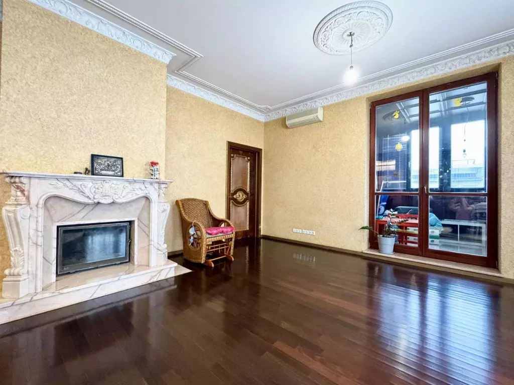 3-к кв. Москва ул. Остоженка, 27К2 (100.0 м) - Фото 2