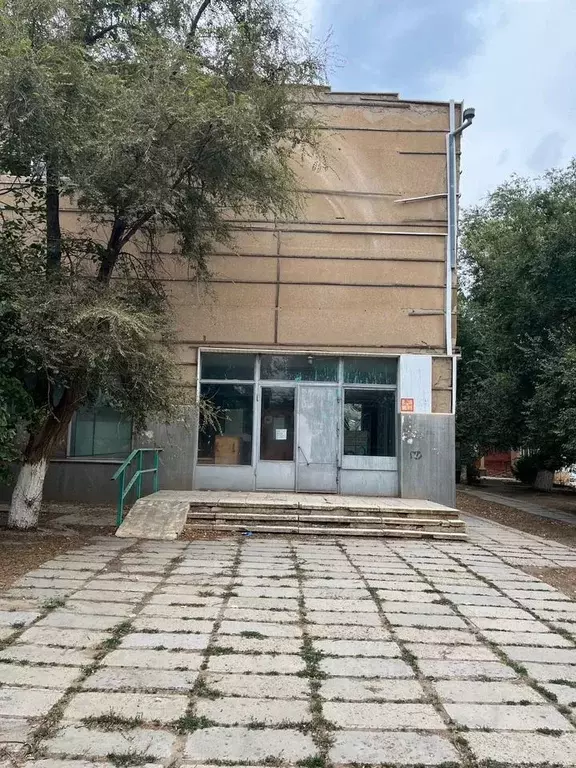 Помещение свободного назначения в Калмыкия, Лагань 2-й Пионерский ... - Фото 0