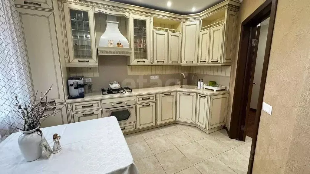 3-к кв. Ханты-Мансийский АО, Ханты-Мансийск Югорская ул., 1 (84.1 м) - Фото 1