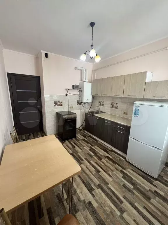 1-к. квартира, 39 м, 4/13 эт. - Фото 0