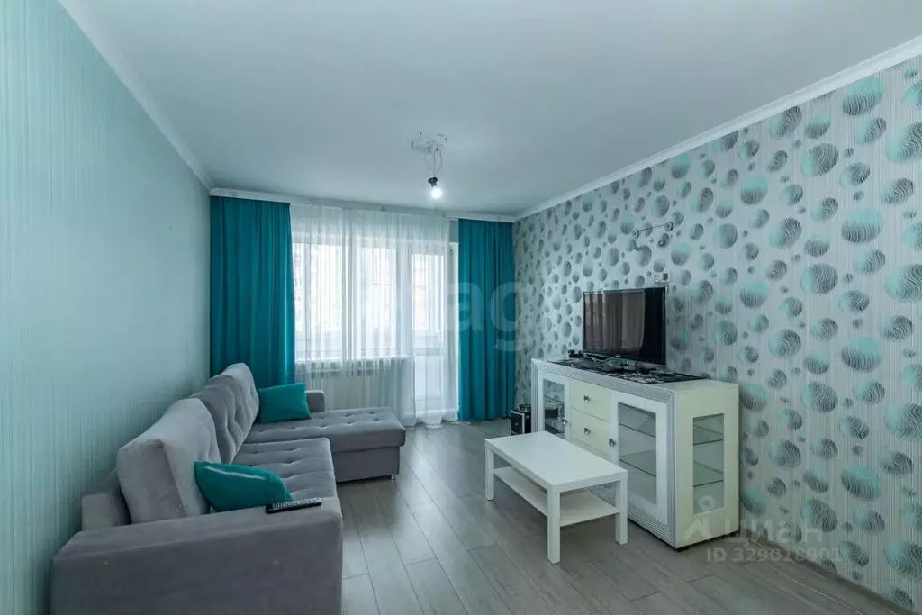 3-к кв. Омская область, Омск ул. 5-й Армии, 3 (64.4 м) - Фото 1